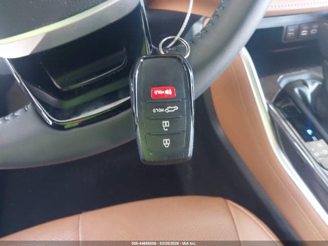 2024 TOYOTA HIGHLANDER PLATINUM 11