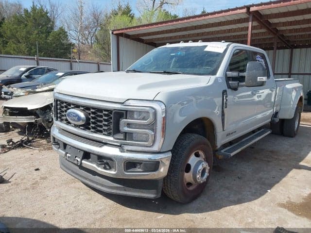 2026 FORD F-350 LARIAT 2