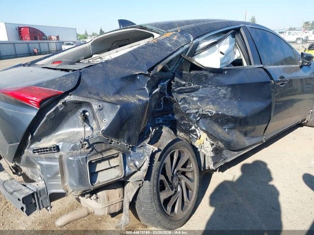 2018 HONDA CIVIC EX 6