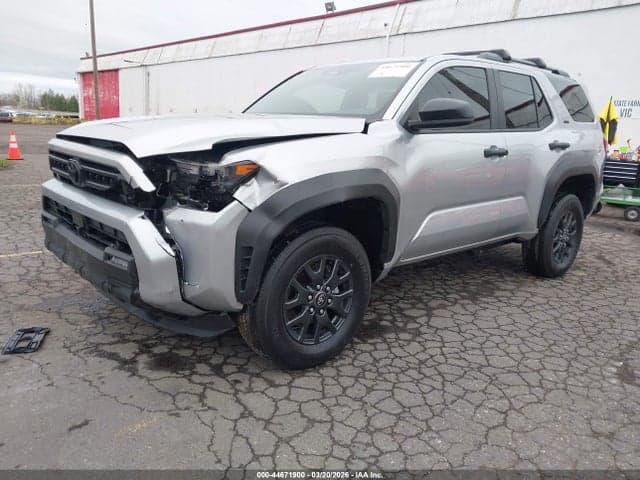 2025 TOYOTA 4RUNNER SR5 2