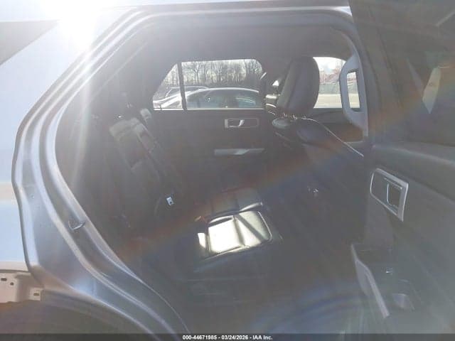 2020 FORD EXPLORER XLT 8
