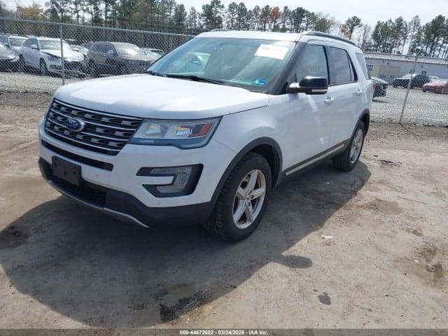 2017 FORD EXPLORER XLT 2