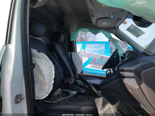 2022 FORD TRANSIT CONNECT XL 5