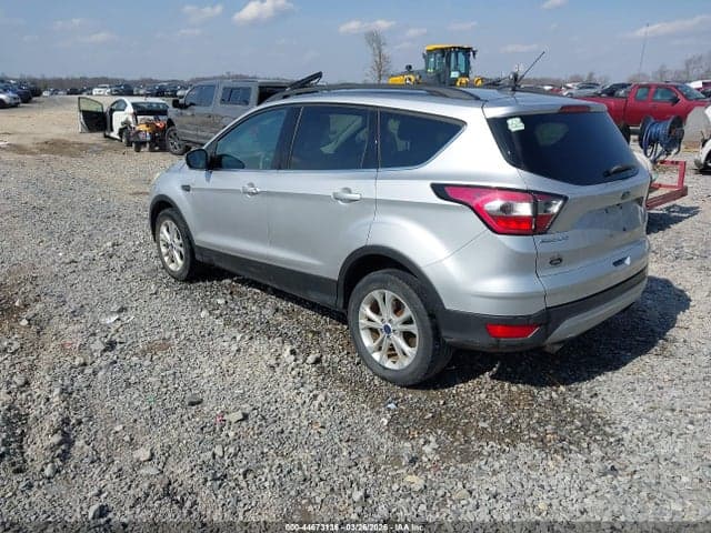2017 FORD ESCAPE SE 3