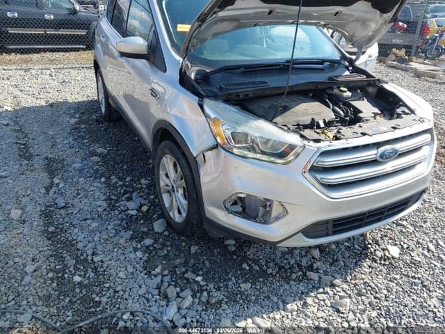 2017 FORD ESCAPE SE 6