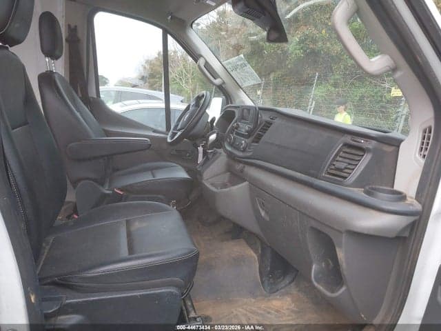 2023 FORD TRANSIT-250 5