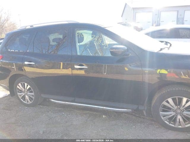 2019 NISSAN PATHFINDER SV 13