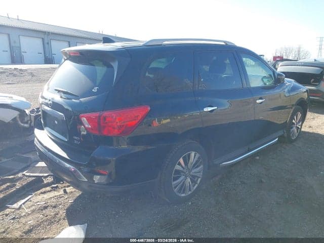 2019 NISSAN PATHFINDER SV 4