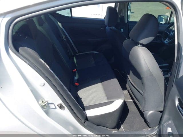 2021 NISSAN VERSA SV XTRONIC CVT 8