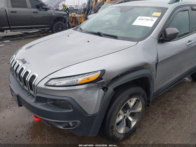 2016 JEEP CHEROKEE TRAILHAWK 6