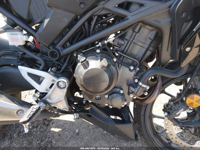 2025 HONDA CBF300 8