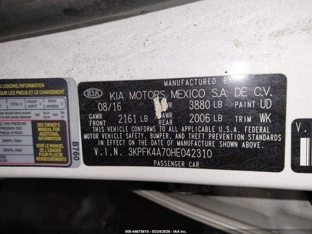 2017 KIA FORTE LX 9