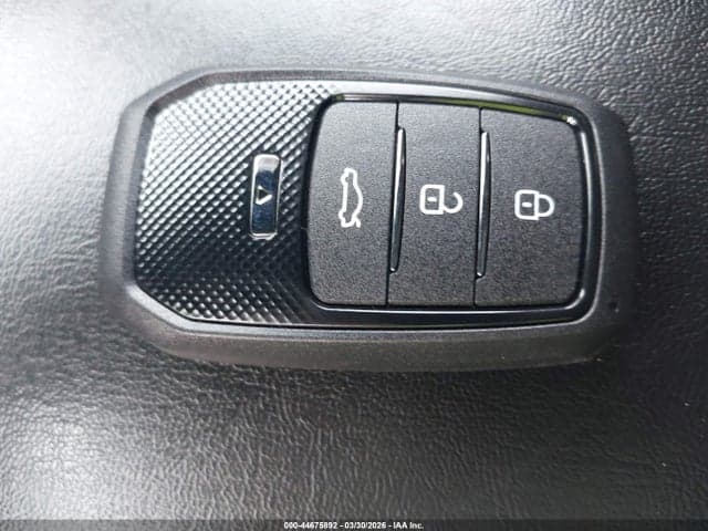 2019 JEEP CHEROKEE LIMITED 4X4 11