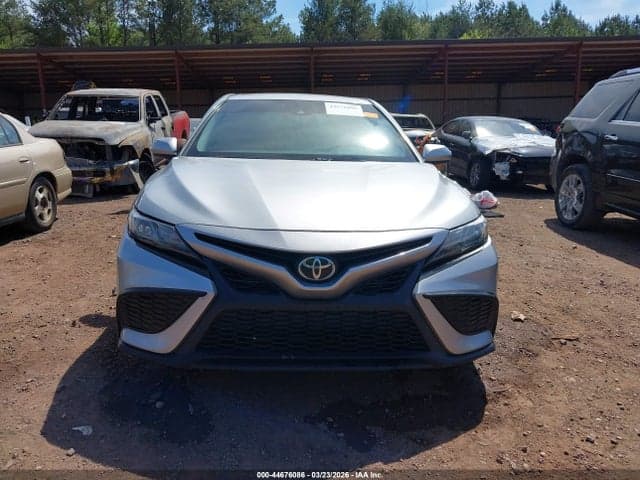 2021 TOYOTA CAMRY SE 13