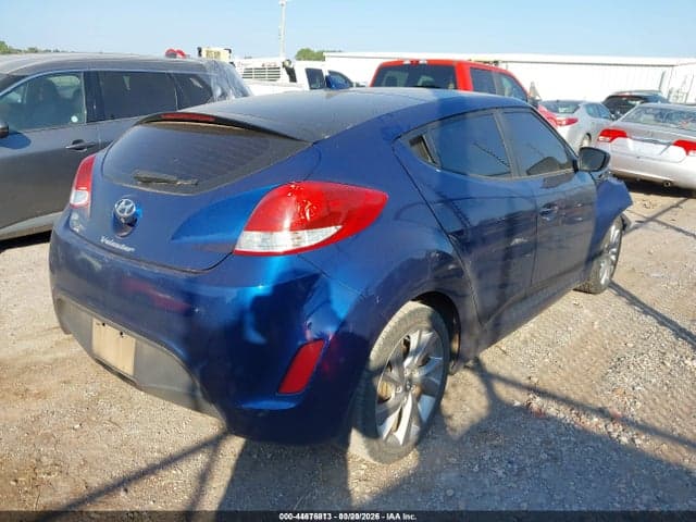2017 HYUNDAI VELOSTER 4