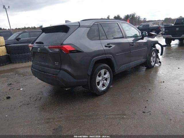 2021 TOYOTA RAV4 XLE 4