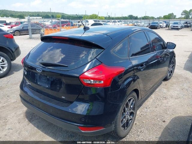 2017 FORD FOCUS SEL 4