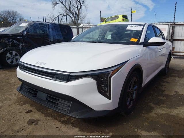 2025 KIA K4 LXS 2