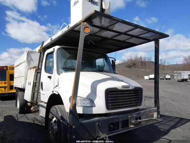 2025 FREIGHTLINER M2 106 6