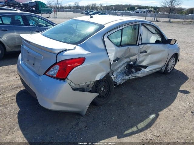 2017 NISSAN VERSA 1.6 S+ 4