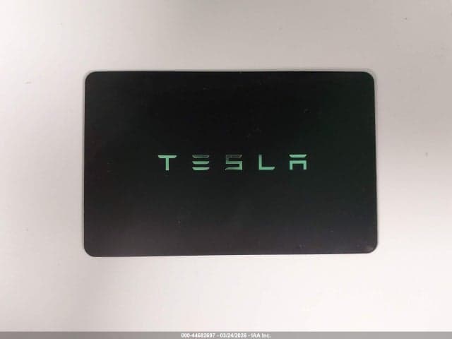 2026 TESLA MODEL Y 11