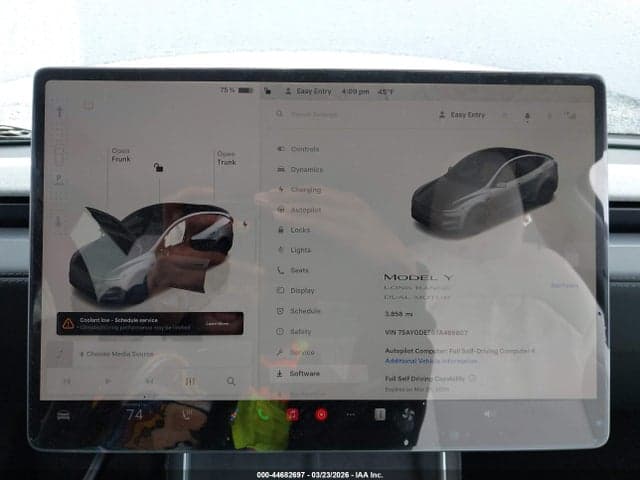 2026 TESLA MODEL Y 7