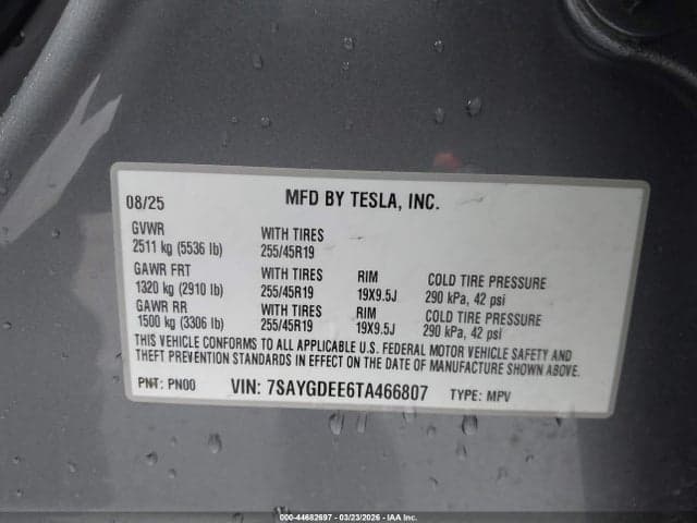 2026 TESLA MODEL Y 9