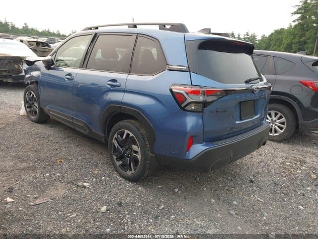 2025 SUBARU FORESTER LIMITED 3