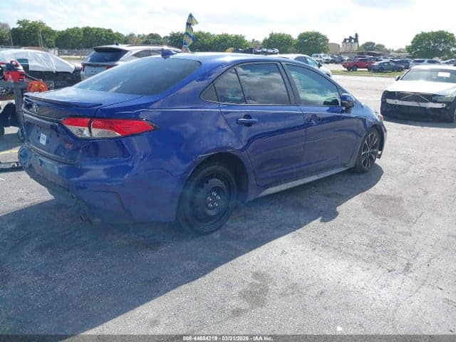 2020 TOYOTA COROLLA SE 4