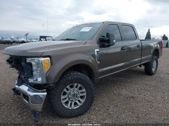 2017 FORD F-250 XLT 2