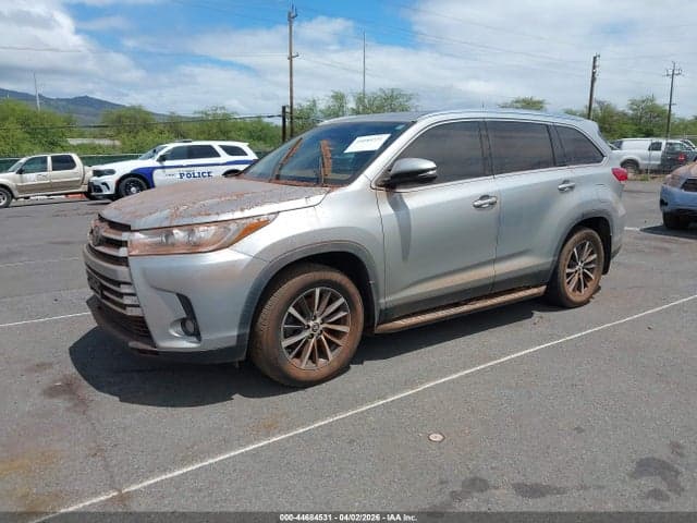 2019 TOYOTA HIGHLANDER XLE 2