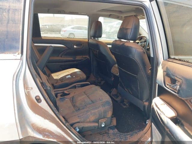2019 TOYOTA HIGHLANDER XLE 8