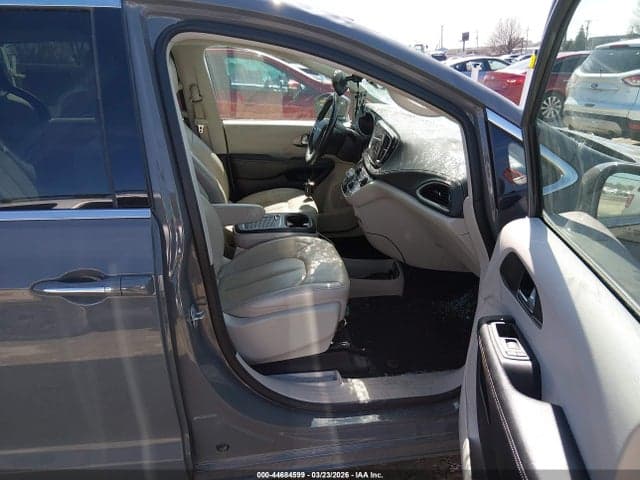 2021 CHRYSLER PACIFICA TOURING L 5