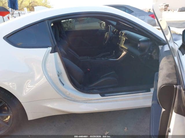 2025 TOYOTA GR86 PREMIUM 5