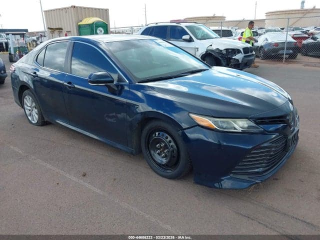 2019 TOYOTA CAMRY LE