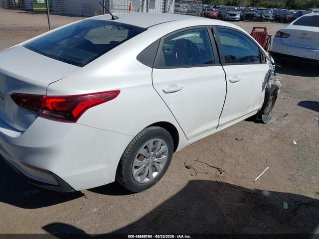 2020 HYUNDAI ACCENT SE 4