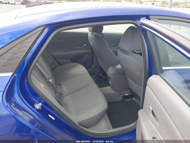 2024 HYUNDAI ELANTRA SEL 8