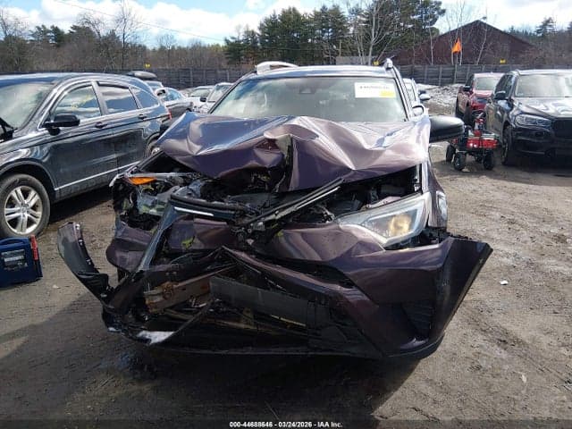 2018 TOYOTA RAV4 LE 12