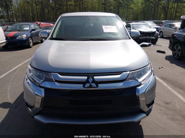2018 MITSUBISHI OUTLANDER LE/SE/SEL 12