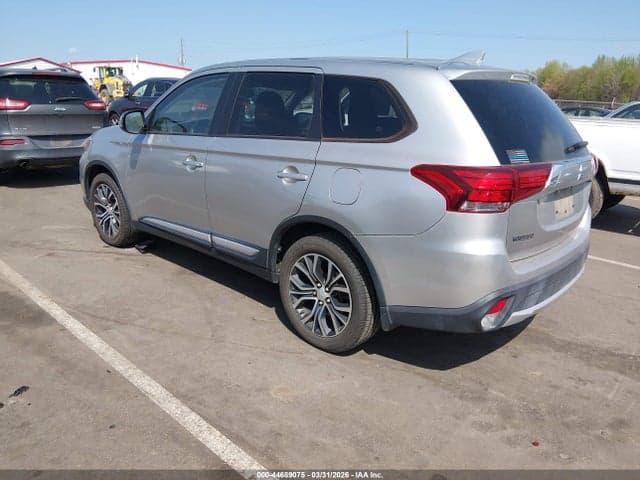 2018 MITSUBISHI OUTLANDER LE/SE/SEL 3