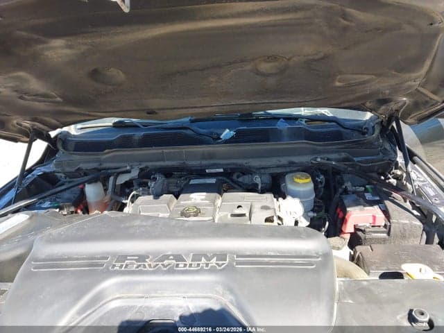 2020 RAM 2500 LARAMIE 4X4 6'4 BOX 10