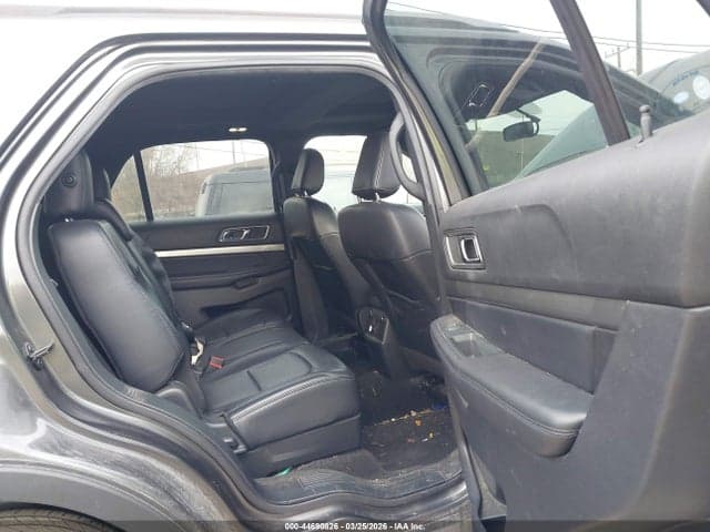 2019 FORD EXPLORER XLT 8
