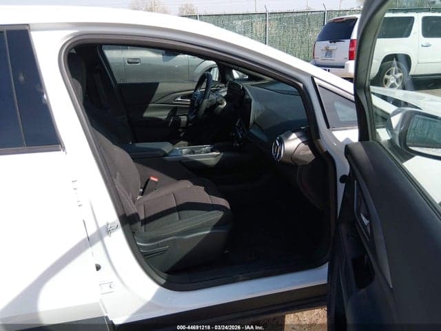 2025 CHEVROLET EQUINOX EV LT 6