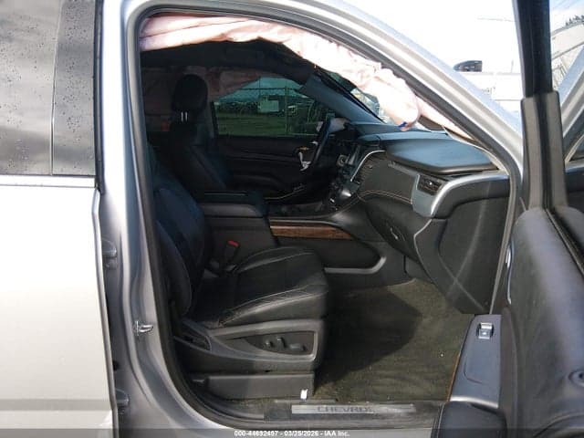 2017 CHEVROLET SUBURBAN LT 5