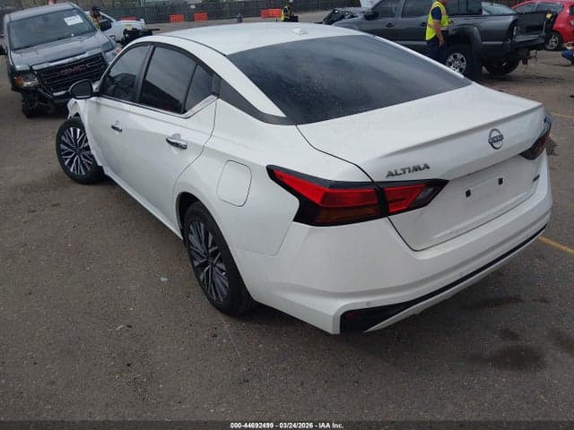 2023 NISSAN ALTIMA SV INTELLIGENT AWD 3