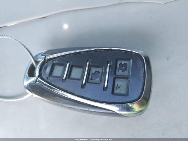 2019 CHEVROLET EQUINOX LT 11