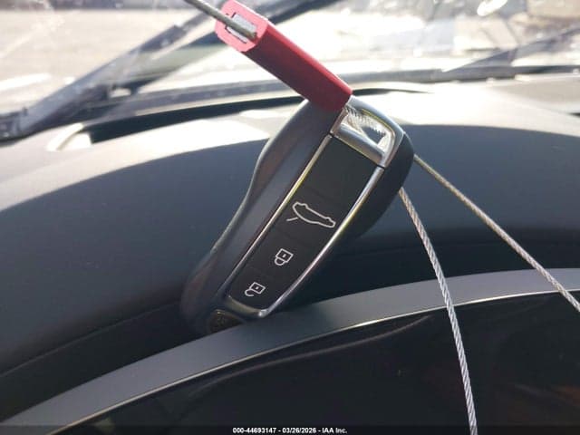 2025 PORSCHE PANAMERA 4 11