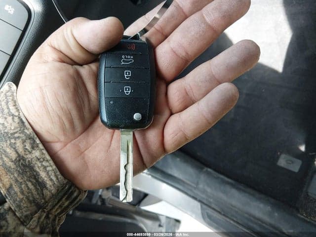 2019 KIA SORENTO 2.4L L 11