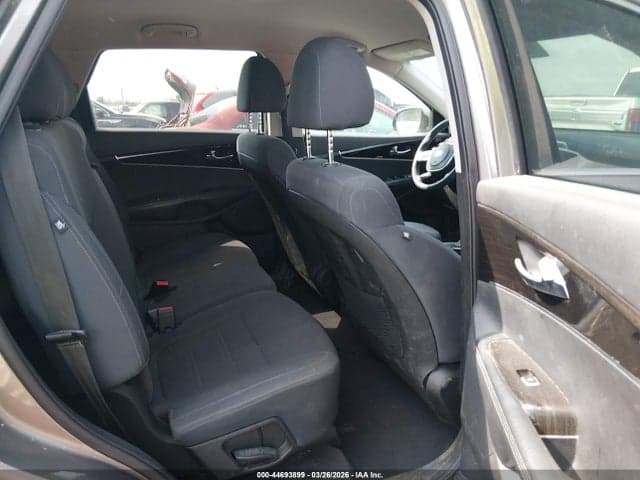 2019 KIA SORENTO 2.4L L 8