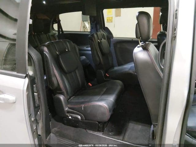 2018 DODGE GRAND CARAVAN GT 8